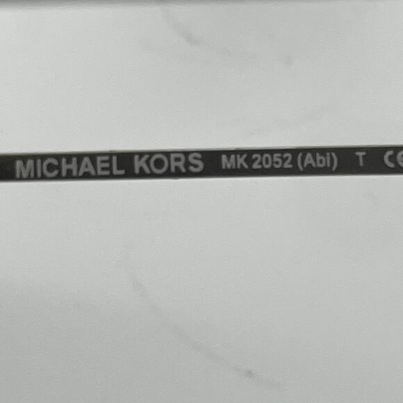 Michael Kors MK2052 Sunglasses Tortoiseshell Cat Eye Gold Toned Glasses - Picture 9 of 9